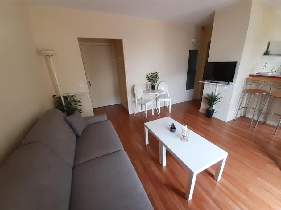 Le Garavan, Superbe Studio Vue Mer Et Vieux Menton Bagian luar foto